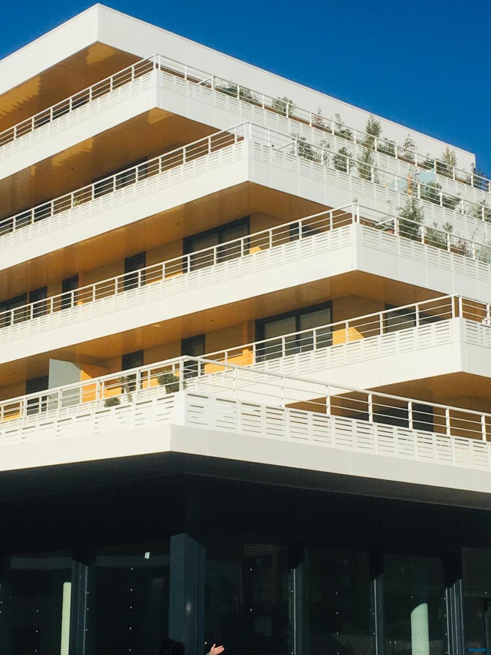 Vacances A Nice Terrasse Ensoleillee & Parking A La Gare Du Sud 외부 사진