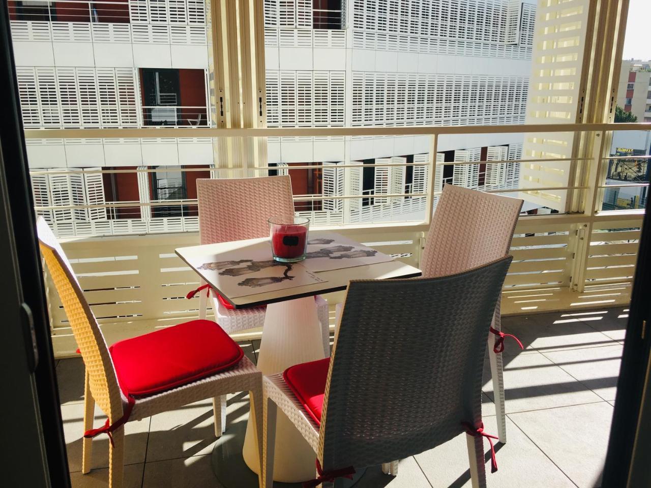 Vacances A Nice Terrasse Ensoleillee & Parking A La Gare Du Sud 외부 사진